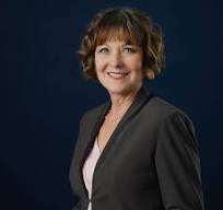 Board - Jeri Holmes - Portrait